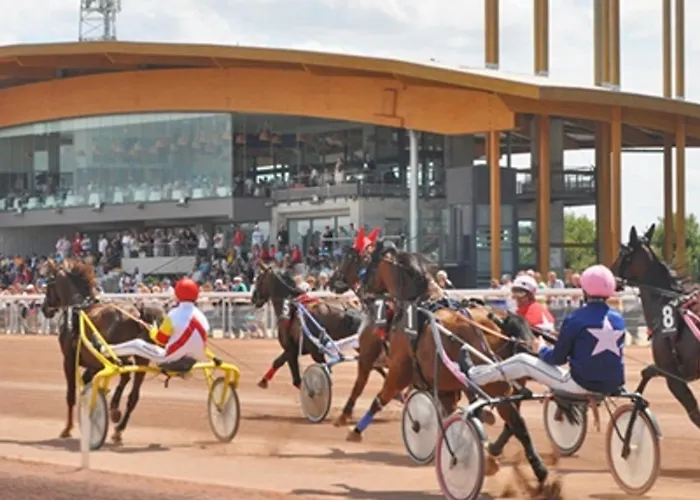 T2 A 50m De La Avec Cour, Wifi Et Equipements Bebe - 4 Pers, - Fr-1-258-194