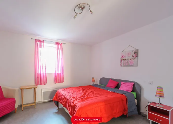 アパート T2 A 50m De La Avec Cour, Wifi Et Equipements Bebe - 4 Pers, - Fr-1-258-194 シャトライヨン・プラージュ