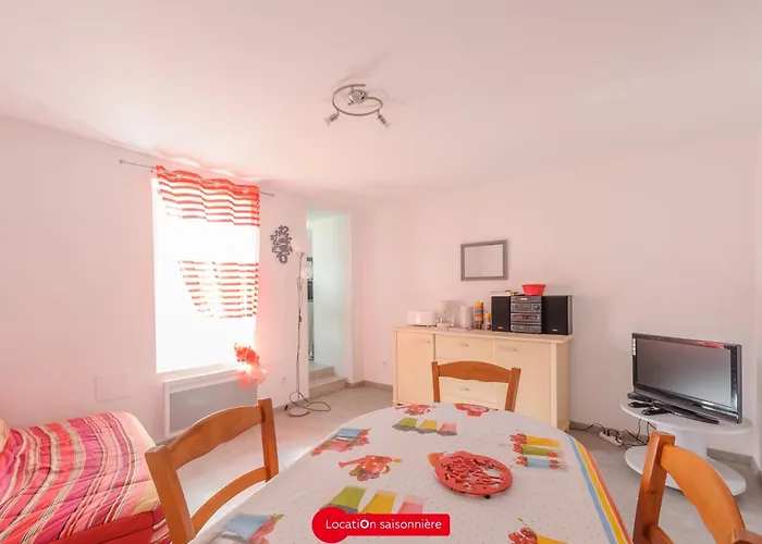 T2 A 50m De La Avec Cour, Wifi Et Equipements Bebe - 4 Pers, - Fr-1-258-194 * シャトライヨン・プラージュ