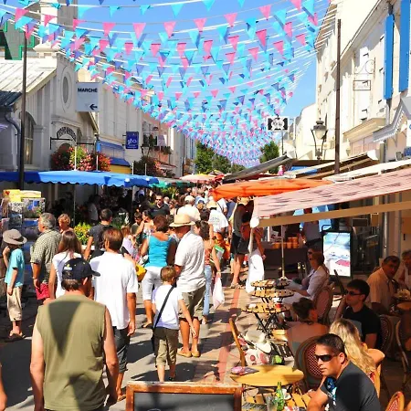 T2 A 50m De La Avec Cour, Wifi Et Equipements Bebe - 4 Pers, - Fr-1-535-17 *