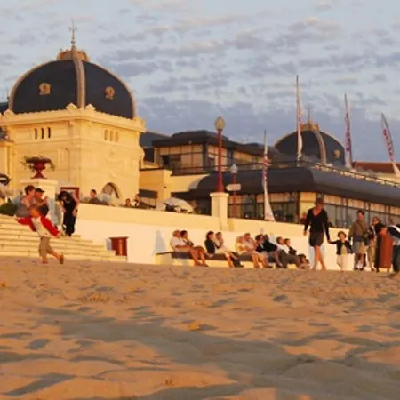 公寓 T2 A 50m De La Avec Cour, Wifi Et Equipements Bebe - 4 Pers, - Fr-1-535-17 沙特拉永普拉日